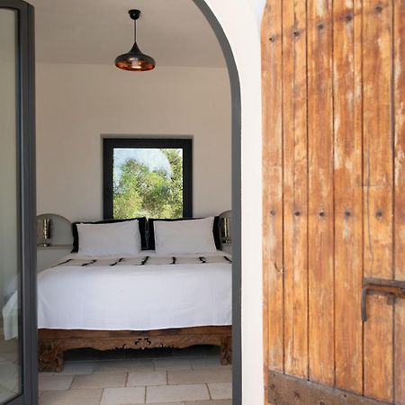 Cisternino Villa In Olive Groove Exteriér fotografie