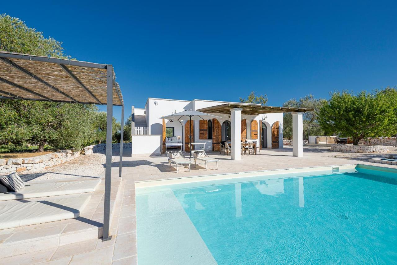 Cisternino Villa In Olive Groove Exteriér fotografie